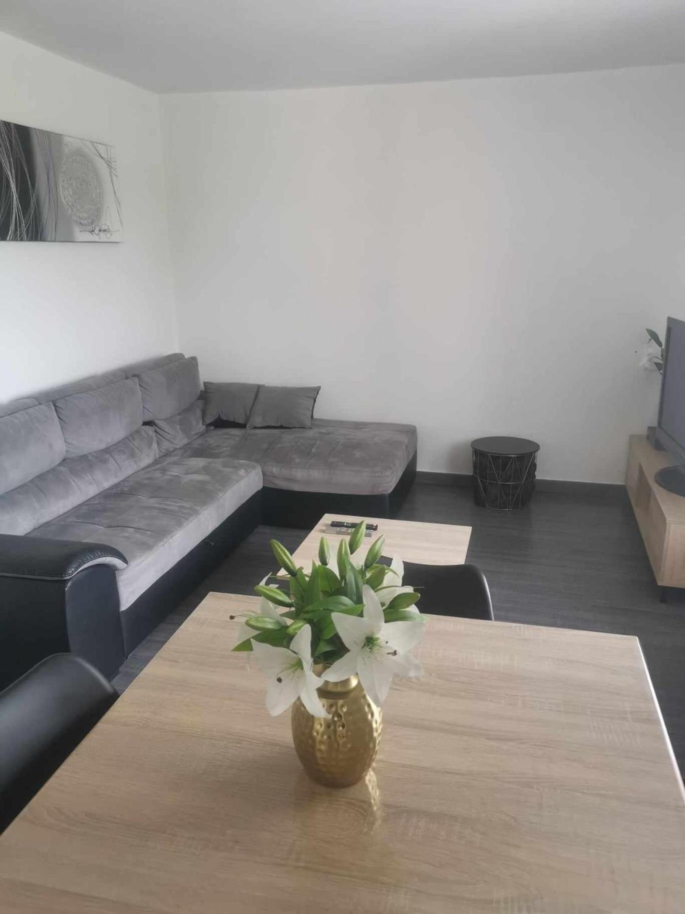 Apartment Fleurs De Lys *